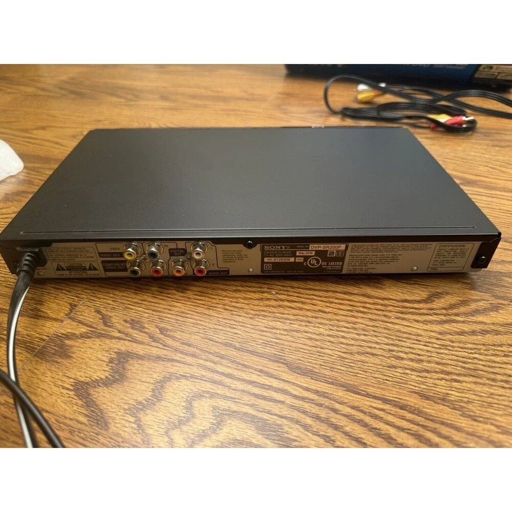 Sony CD/DVD/DVD+RW/+R/+R DL/-RW/-R/-R DL/JPEG/MP3; REMOTE,‎ DVP-SR200P, TESTED